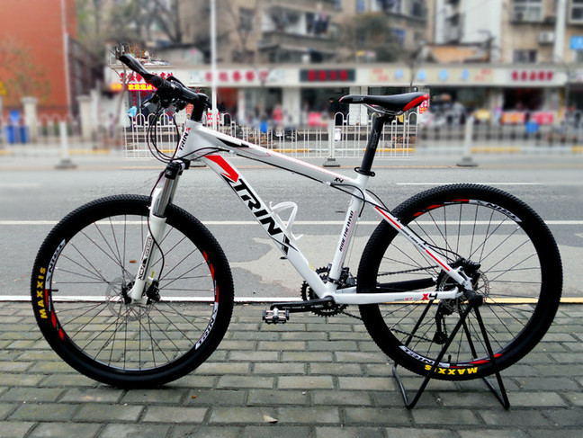   Xe đạp thể thao chất lượng sức khỏe