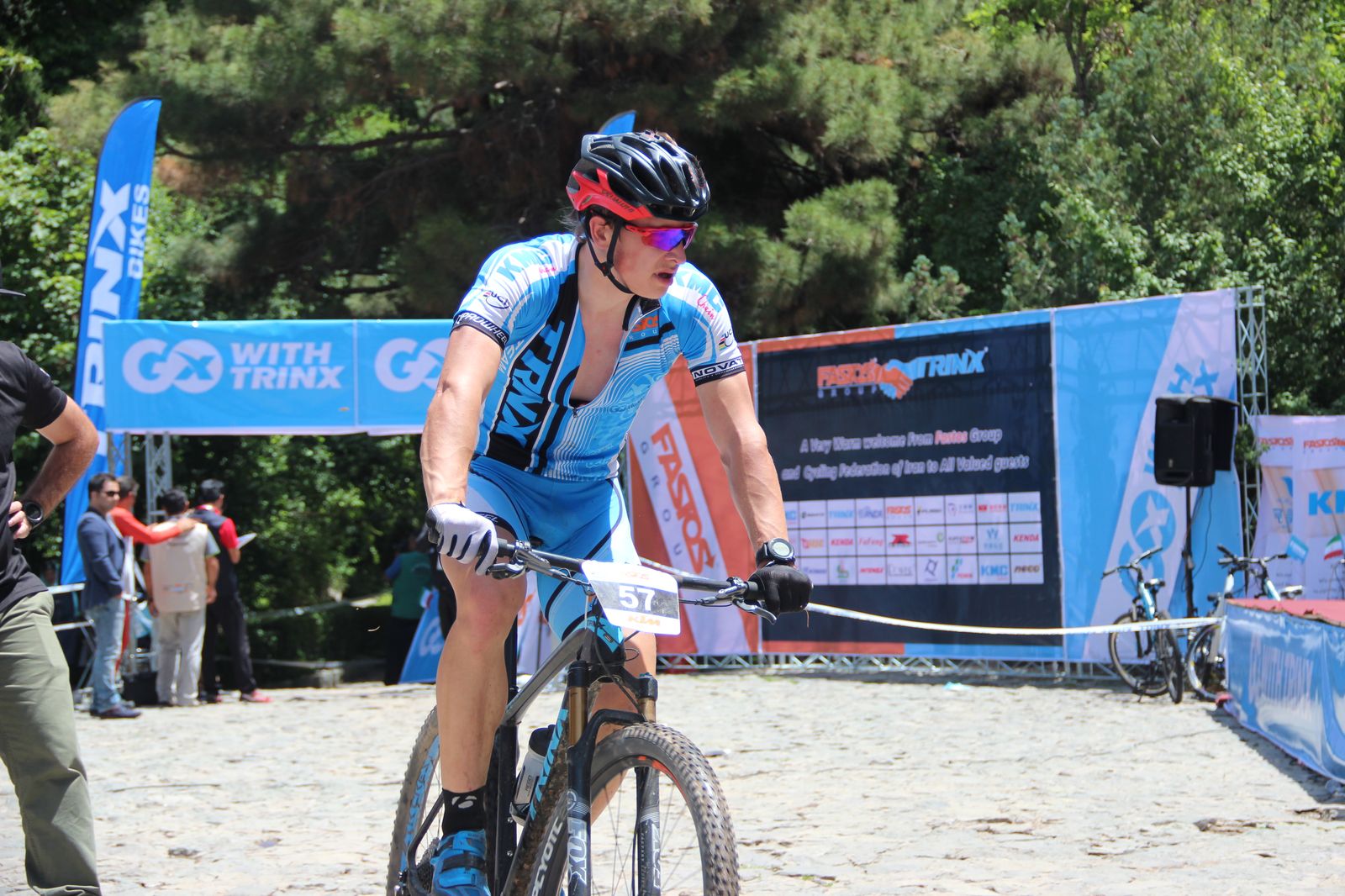 Tốc độ khi mới đạp xe đạp bạn nên đọc để biết ?